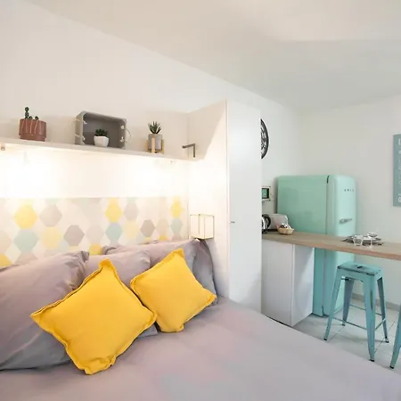 Appartement #17 Sixties Du Port Ac 10mins Walk To Old Town & Port Nice